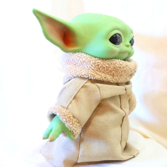 Star Wars Mandalorian Grogu Baby Yoda Plush Doll - Picture 3 of 16